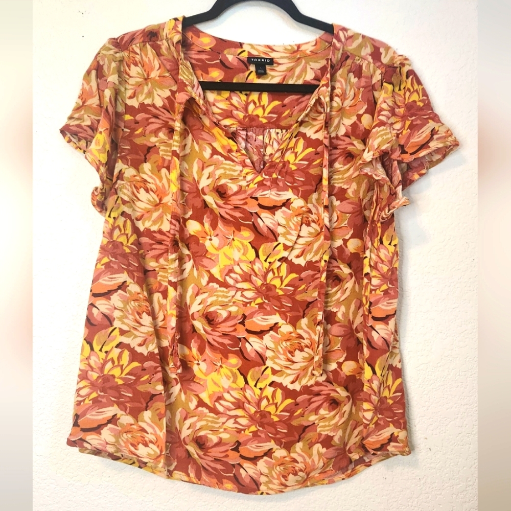 Torrid Women's Rayon Crepe Tie Front Cape Sleeve Peasant Floral Top, Size 1 (1X)